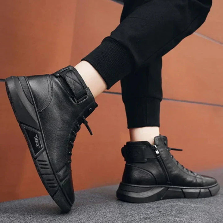 LEON | BLACK LEATHER SNEAKERS