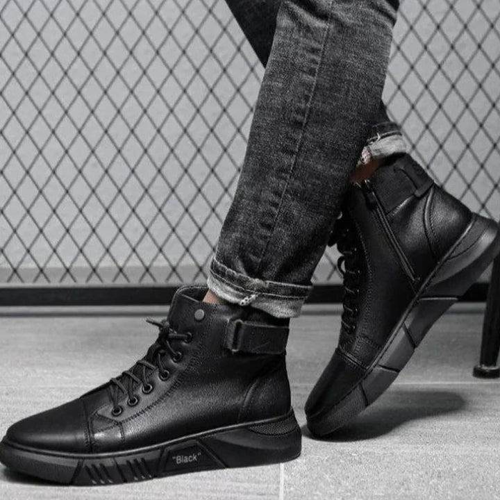 LEON | BLACK LEATHER SNEAKERS