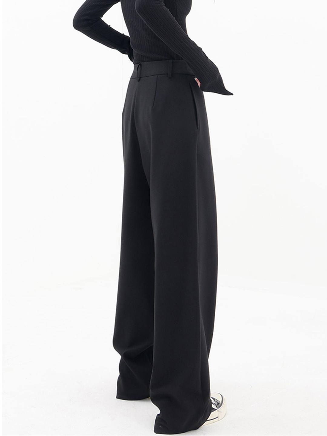 CHLOE | ASYMMETRICAL WIDE-LEG PANTS